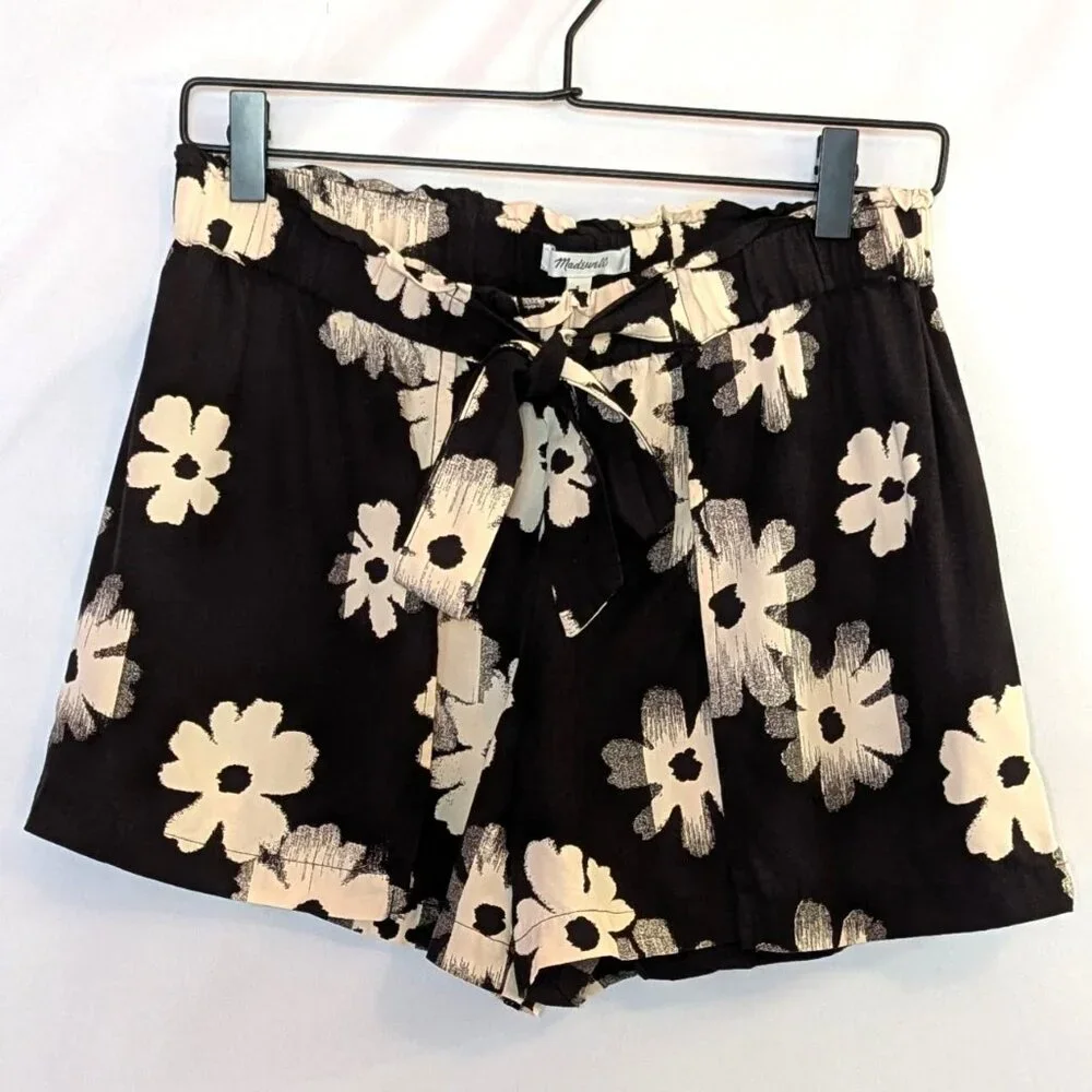 Madewell | Black & Cream Drapey Pull-On Shorts in Ikat Floral | Size Small